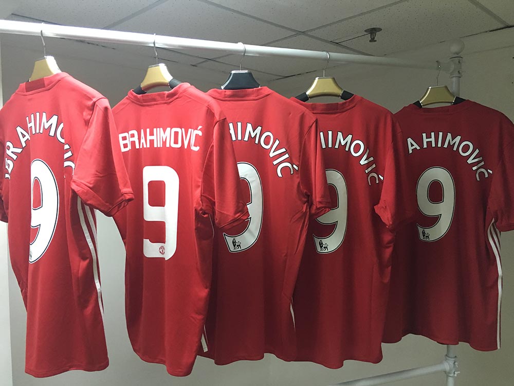 曼联正版印号,曼联欧冠印号和联赛印号