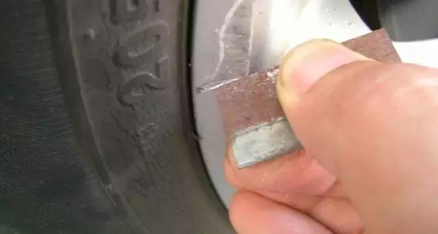 哈弗h6冠军版轮毂刮花修复方法,汽车冷知识和处理方法