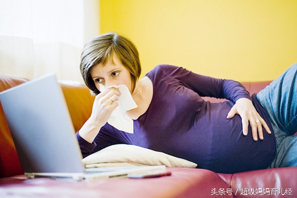 哺乳妈妈感冒能断奶吗,哺乳妈妈感冒了奶能给孩子吃吗