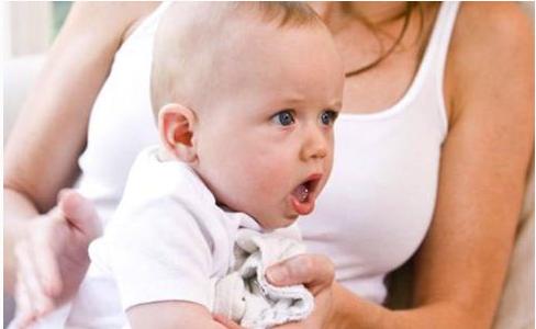 小孩白天不咳嗽晚上睡觉咳嗽2-3次,宝宝睡觉咳嗽怎么办最有效