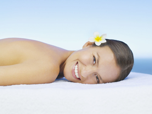 中老年人脸上长痘痘怎么治疗,月经不调脸上长期长痘痘怎么治疗