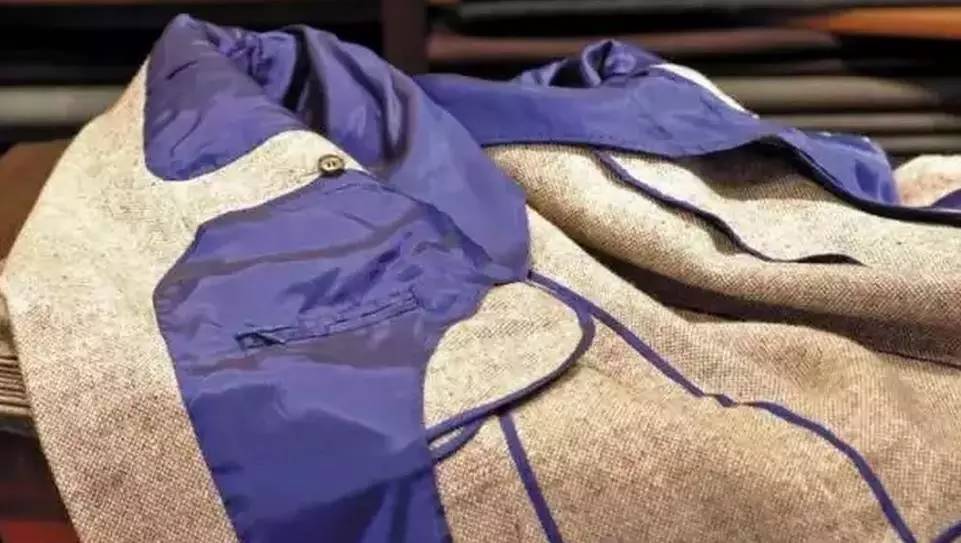 怎么判断一件衣服该不该留下来,怎样判断一件衣服值不值得买