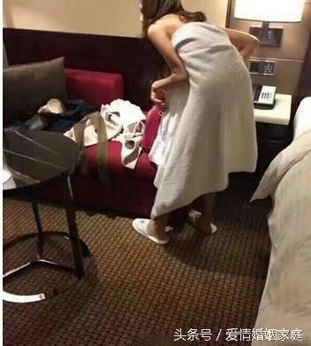 王宝强和马蓉互撕的结果：血淋淋，散落一地鸡毛