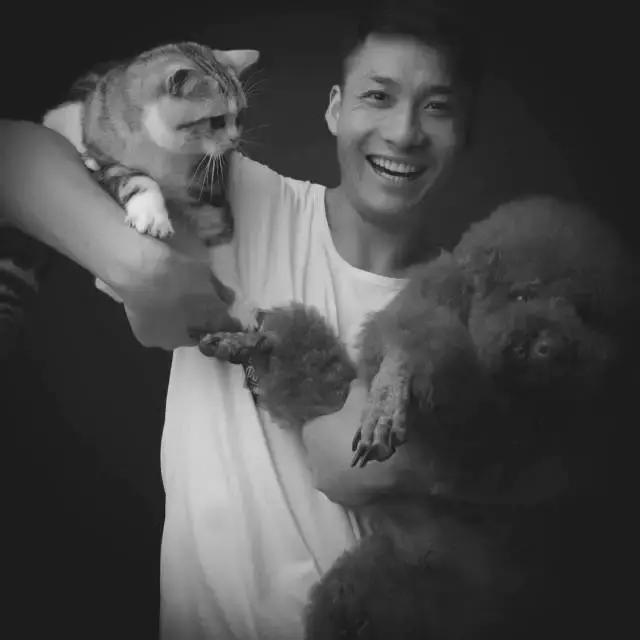 阅狗无数，看铲屎官摄影师如何用宠物来“撩妹”