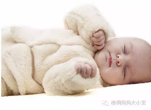 宝宝被蚊子咬了能喷酒精吗,家里喷杀虫剂和蚊香小孩有影响吗