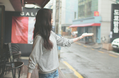 适合qq空间发的说说带图片伤感的,适合发qq空间的说说伤感