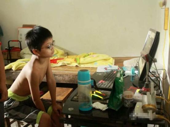 小小年纪就近视,很小就近视两千度怎么办