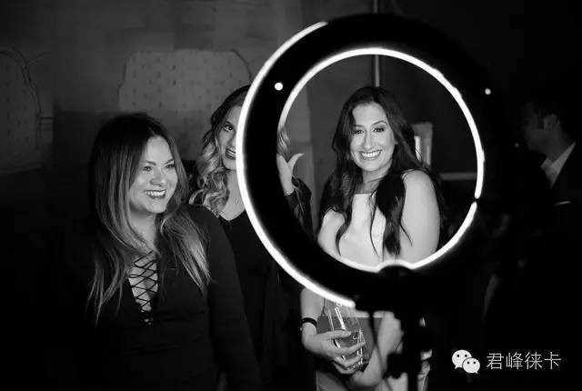 35mm镜头怎么选,摄影师为什么都喜欢35mm镜头