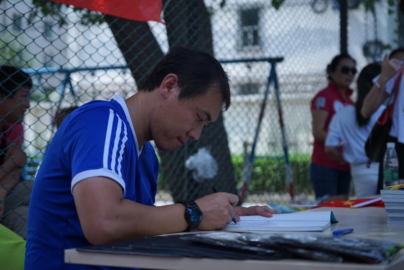 璇昏懀瓒崇悆,璇昏懀