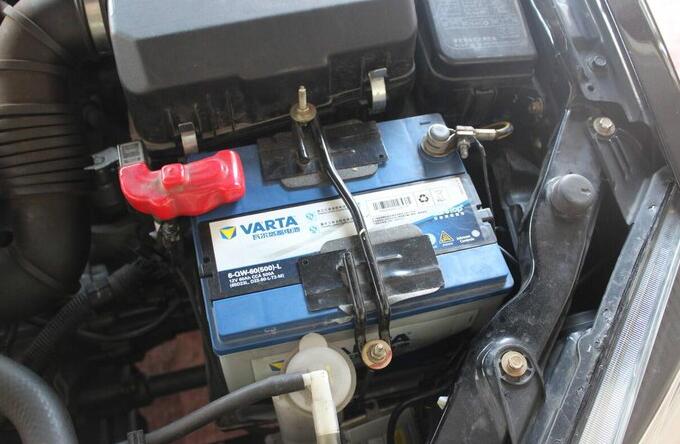 10年东南v3菱悦手动真实驾驶感受,老款菱悦v3灯光高低调整