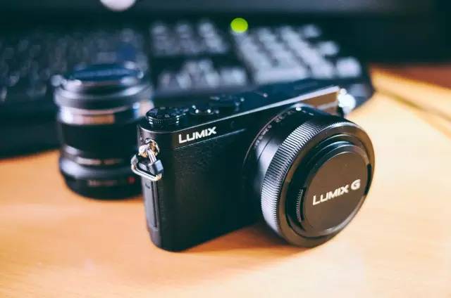 新手入门性价比高的微单相机推荐,3000元到4000元全画幅微单推荐