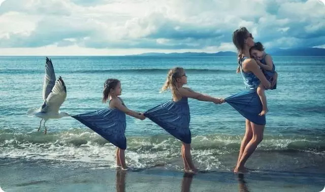 最浪漫的事就是和你一起游泳,最浪漫的事就是在夕阳下和你拥吻