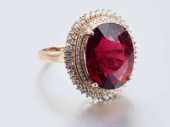 天然碧玺与人造碧玺的区别,买碧玺怎么说不会被坑