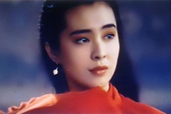 为什么桃花眼那么迷人,一双好看而又内敛的桃花眼