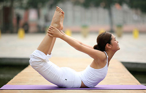 瘦腹瑜伽每天必练8个动作,瘦腹瑜伽7天瘦20斤