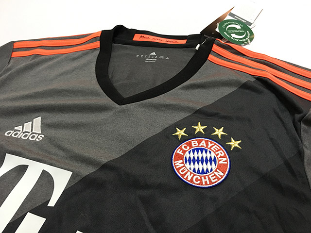 拜仁球衣1617鉴别,拜仁主客场球衣