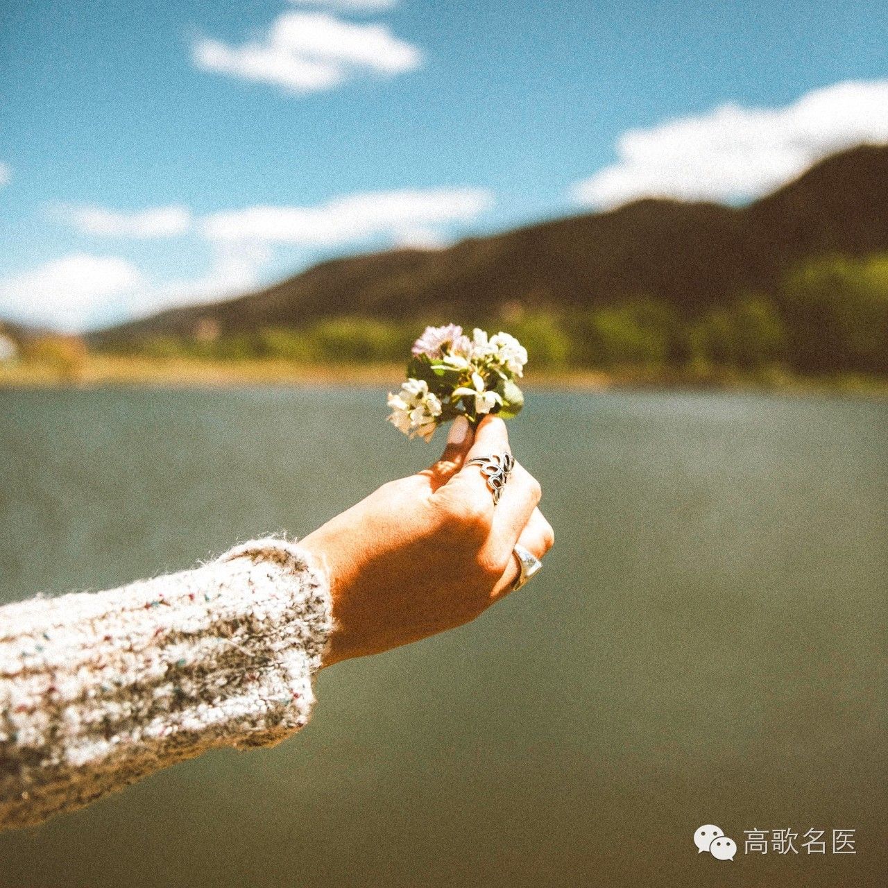 女人切除子宫后还需避孕吗,女性切除子宫后需要补雌激素吗