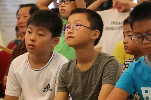 城围联常规赛：南京苏中建设设擂海安县引来棋童无数