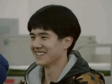 易烊千玺刘昊然谭松韵,易烊千玺周冬雨谭松韵刘昊然