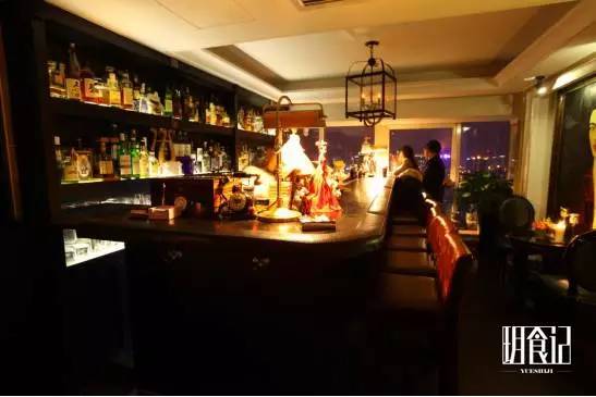 黑夜是孤独的寂静的,夜是孤独的也是美好的