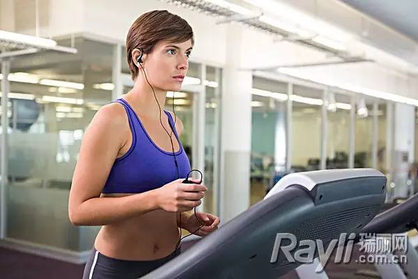大体重跑步机跑步减肥的正确方法,跑步机跑步可以减脂肪吗