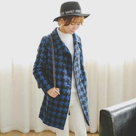 甜美风呢子大衣搭配裤子 (女童呢子大衣春秋甜美)