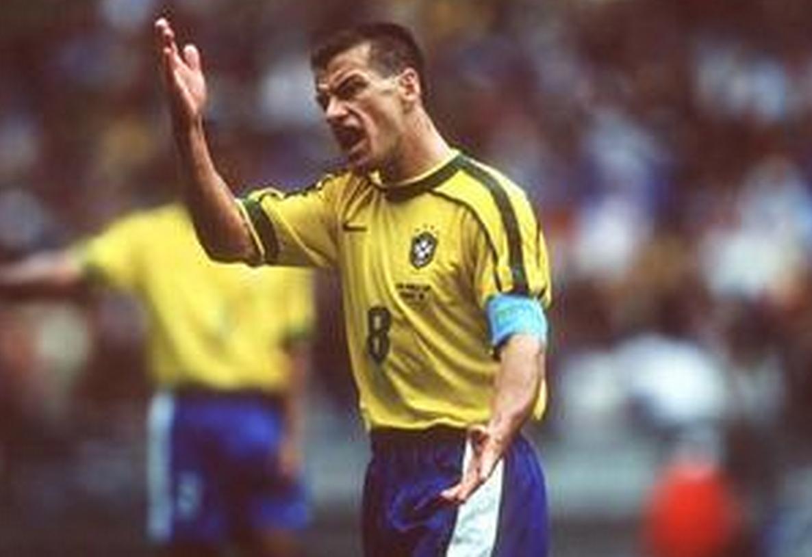 野球场上最讨厌的犯规,足球野球场最讨厌的人