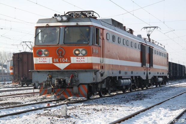 跑了13万公里的比亚迪e6值得买吗,比亚迪电车第一批车主用车情况