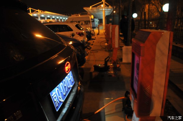 跑了13万公里的比亚迪e6值得买吗,比亚迪电车第一批车主用车情况