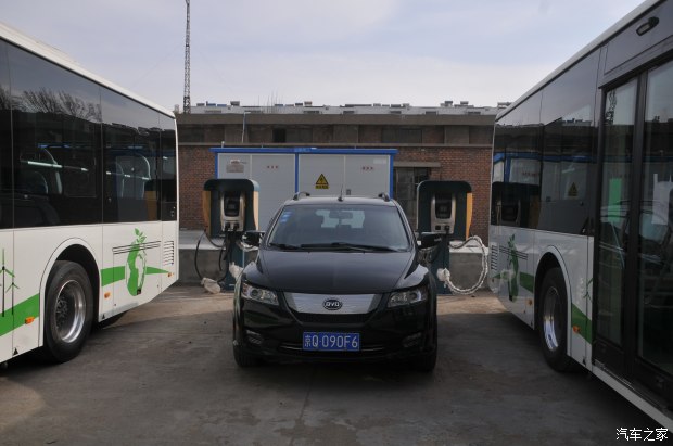 跑了13万公里的比亚迪e6值得买吗,比亚迪电车第一批车主用车情况