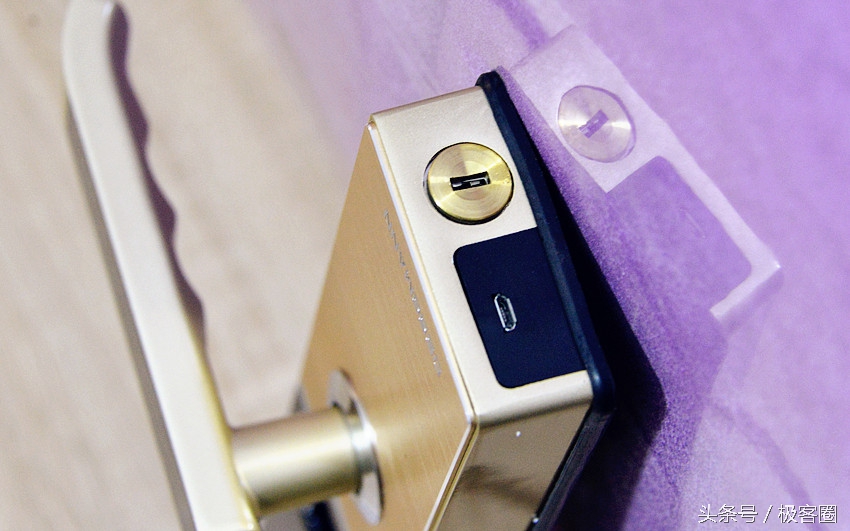 高科技的魅力,智能防盗门有哪些功能