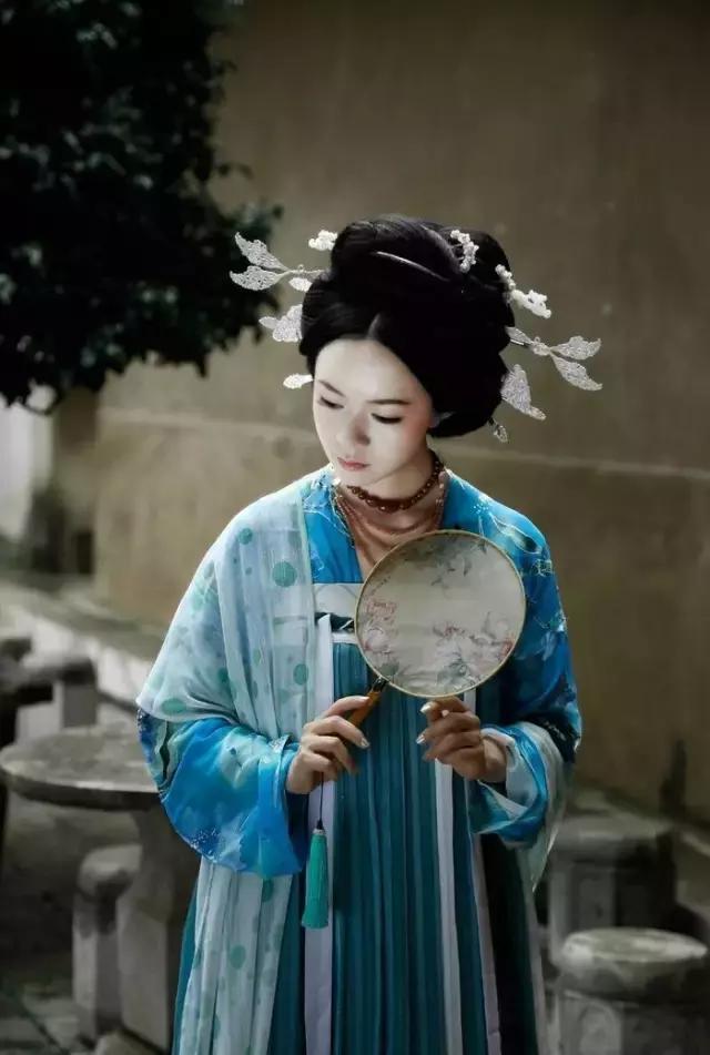 汉服之美谓之华作文,汉服之美的文章