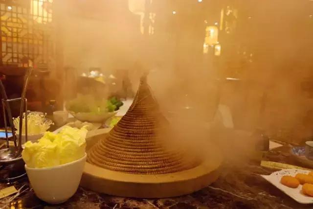 常食石锅宴,貌似做神仙