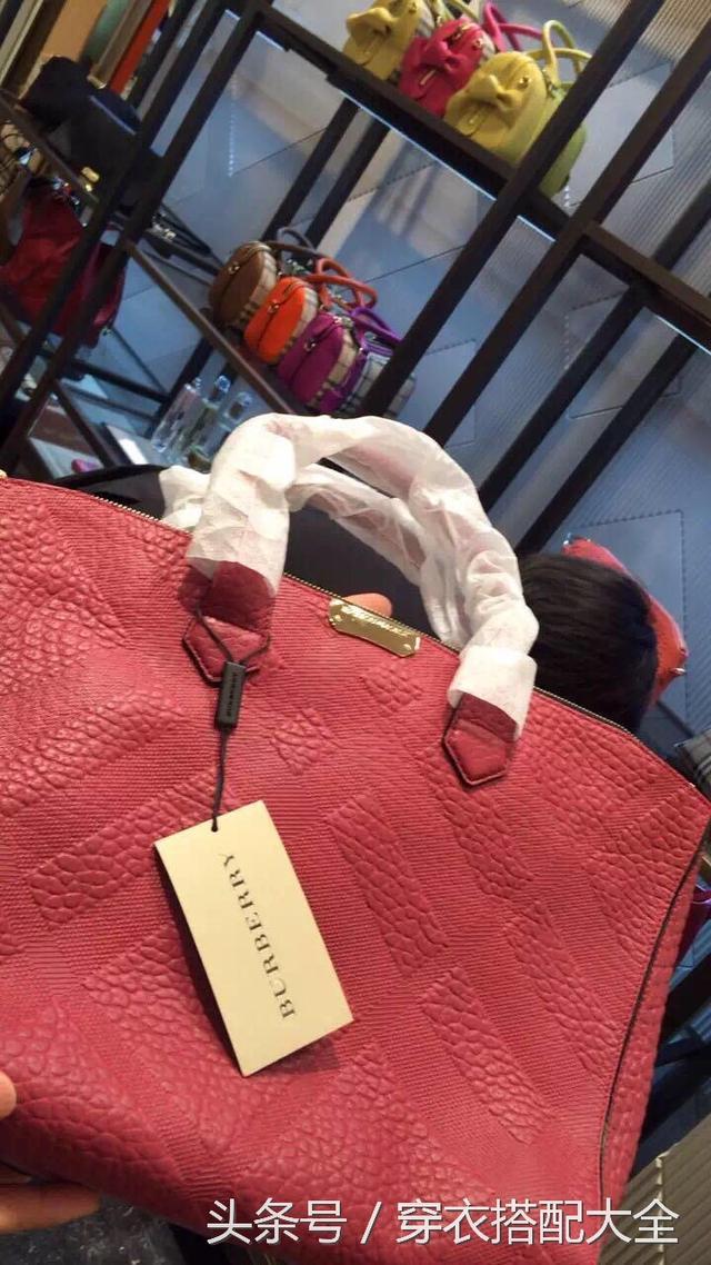 呀！终于知道代购多赚钱了，送给婆婆包的时候她说怎么不买lv