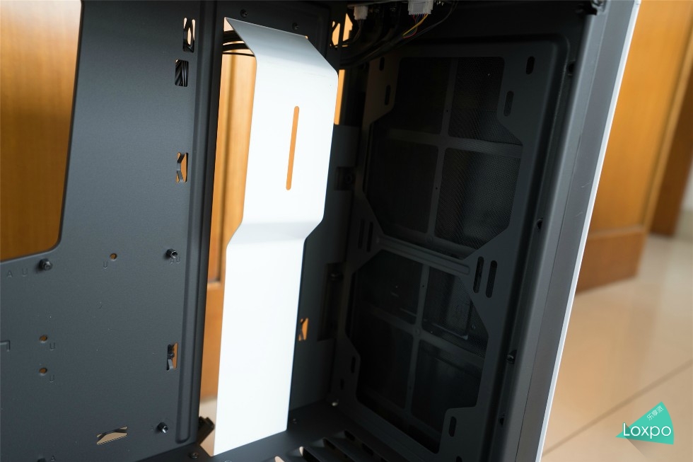 还用为你的机内空间发愁？NZXTS340体验