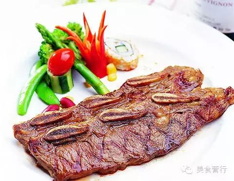 粤式砂锅黑椒牛仔骨做法,粤式可乐黑椒牛仔骨做法