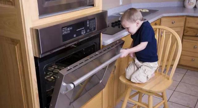 烤箱家里什么大小最合适,家有烤箱的需要准备什么