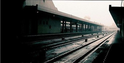 至亲之人即将去世自己却无能为力,至亲离世不过是为了下一世的安排