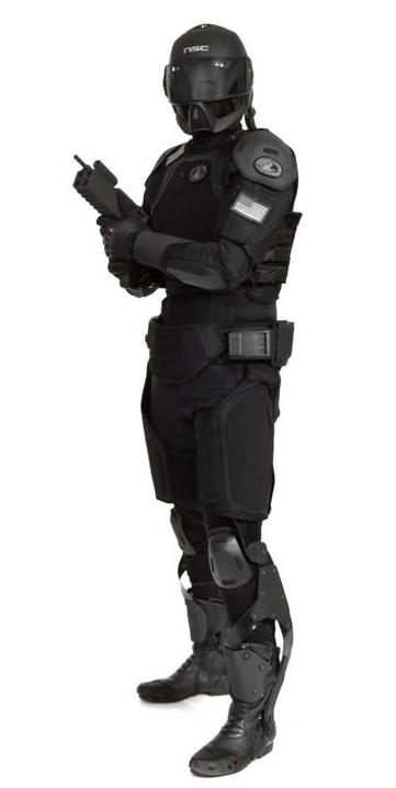 板甲跟重甲谁的防御高,板甲的防御力有多恐怖