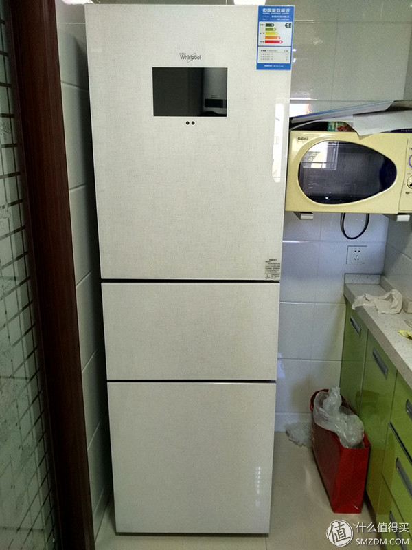 哈，你家的冰箱能安装QQ斗地主吗？