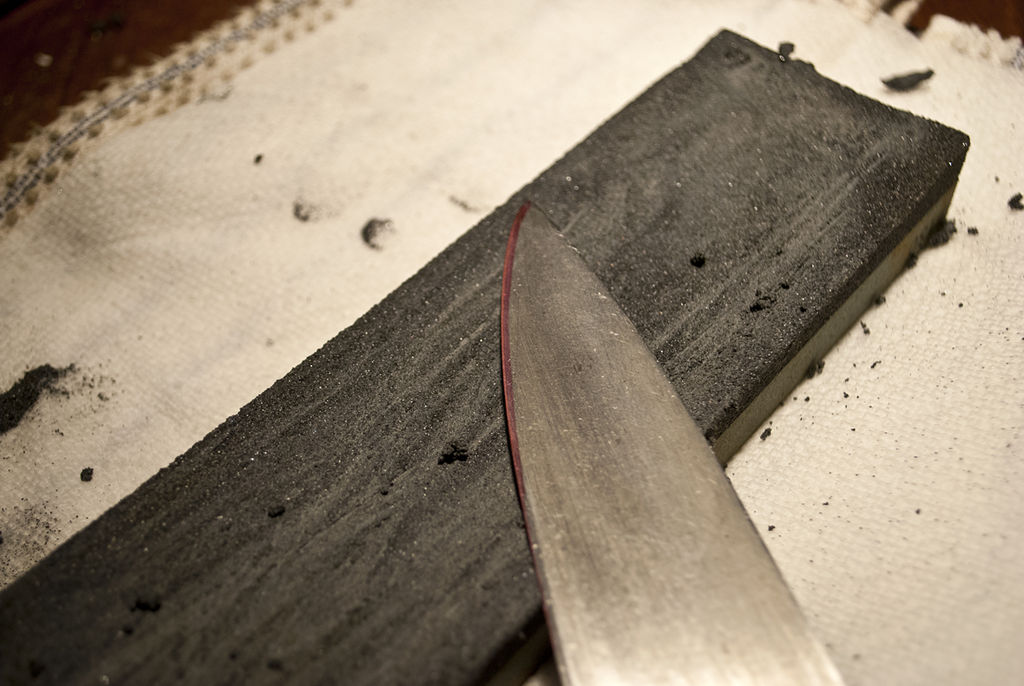 刚磨好的旧菜刀怎样才能不生锈,如何修复老旧菜刀