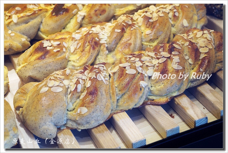 有惊喜来自台湾的软欧面包，原麦山丘