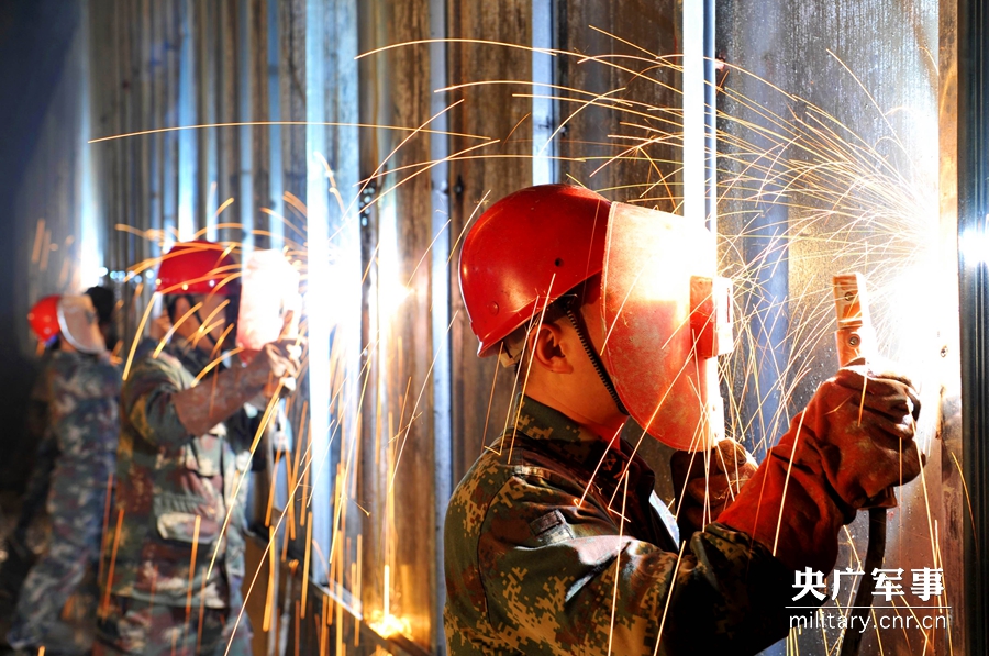 强军故事,强军故事篇