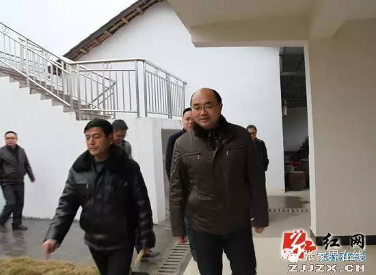 看区县尚生龙开展春节前走访慰问/武陵源区推进“舌尖上”的诚信建设/邱初开点赞慈利县青创会/赵云海调研重点工程项目建设