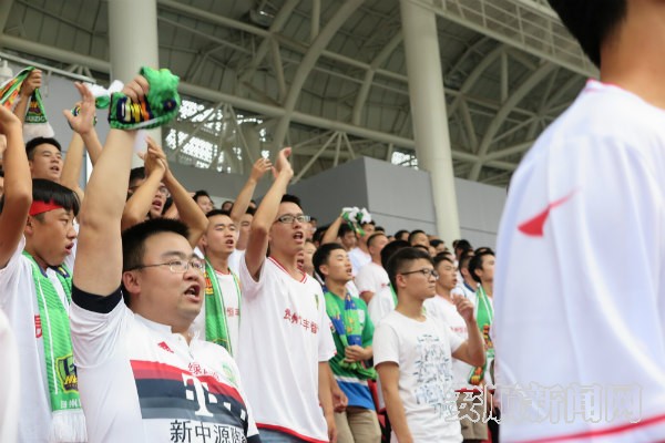 璐靛窞鎭掍赴瓒崇悆姣旇禌鐩存挱,璐靛窞鎭掍赴vs涓婃捣鐢抽懌