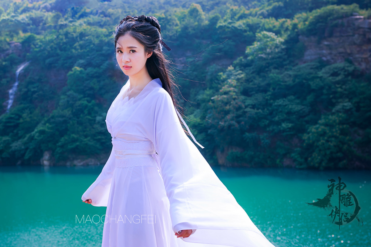 小说：遭遇前生最爱的女人冰山女总裁柳丁香，激情四射