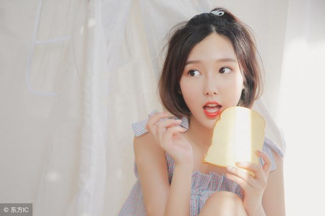 小说：教官发来训练文件，众人还在研究，小伙：我怎么一学就会