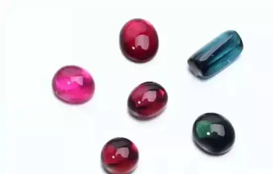 什么颜色的碧玺最好最值钱,哪种颜色的碧玺最值钱