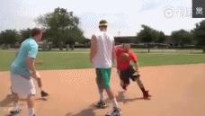 野球场上你会遇到哪些人,野球场碰到一直说你犯规的人