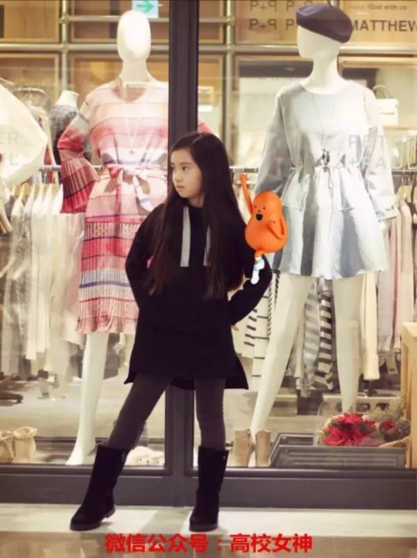 林允儿以前到现在的变化,林允儿早期的视频